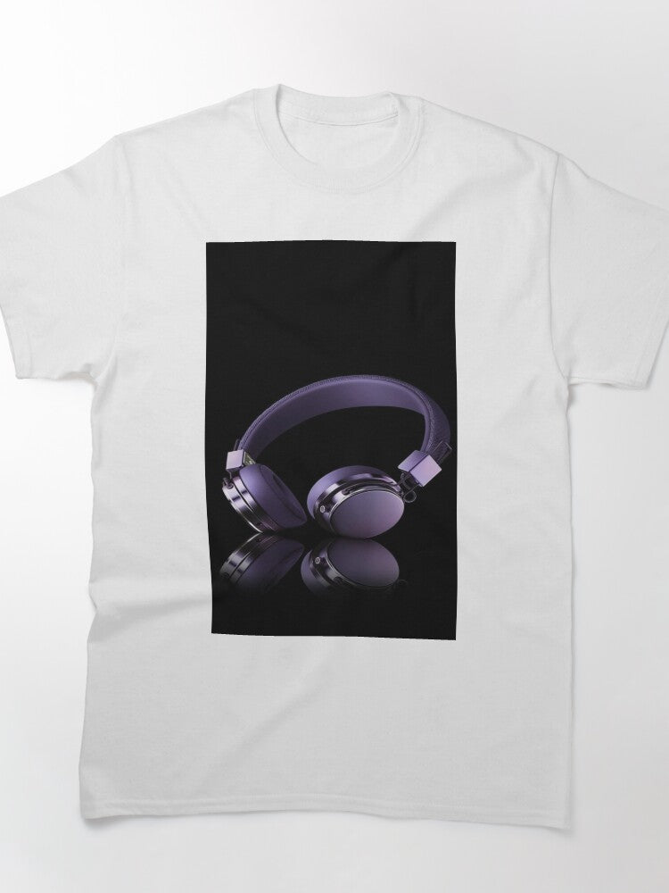 Earphones Classic T-Shirt